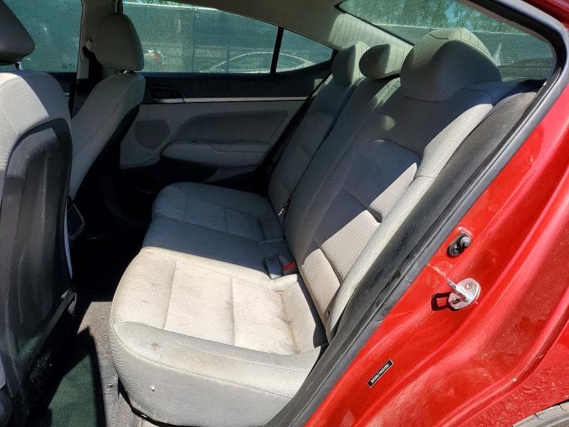 2017 HYUNDAI ELANTRA SE SE 10