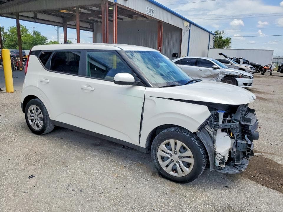 2020 KIA SOUL LX 4