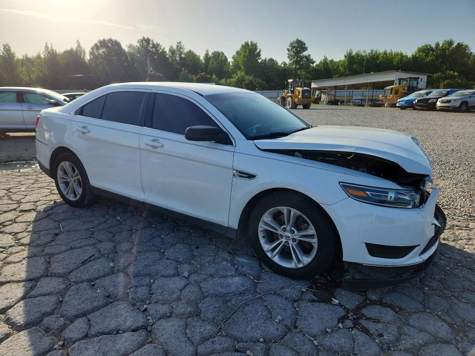2019 FORD TAURUS SE 4