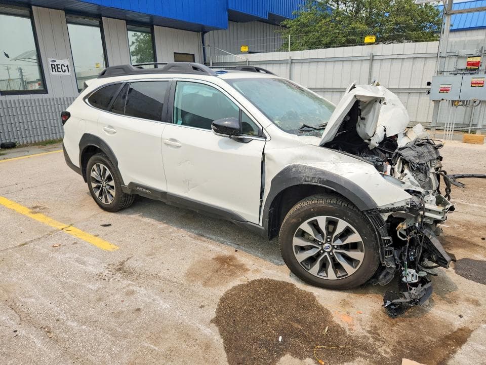 2023 SUBARU OUTBACK LIMITED 4