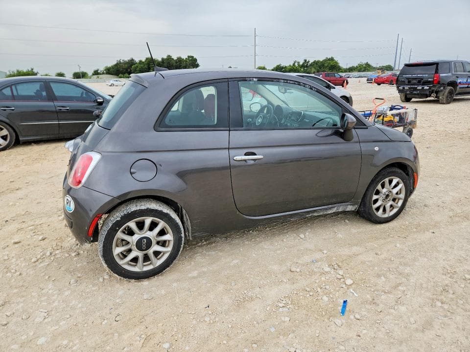 2017 FIAT 500 POP 3