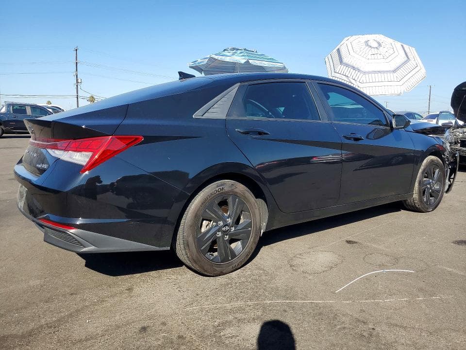 2022 HYUNDAI ELANTRA BLUE 3