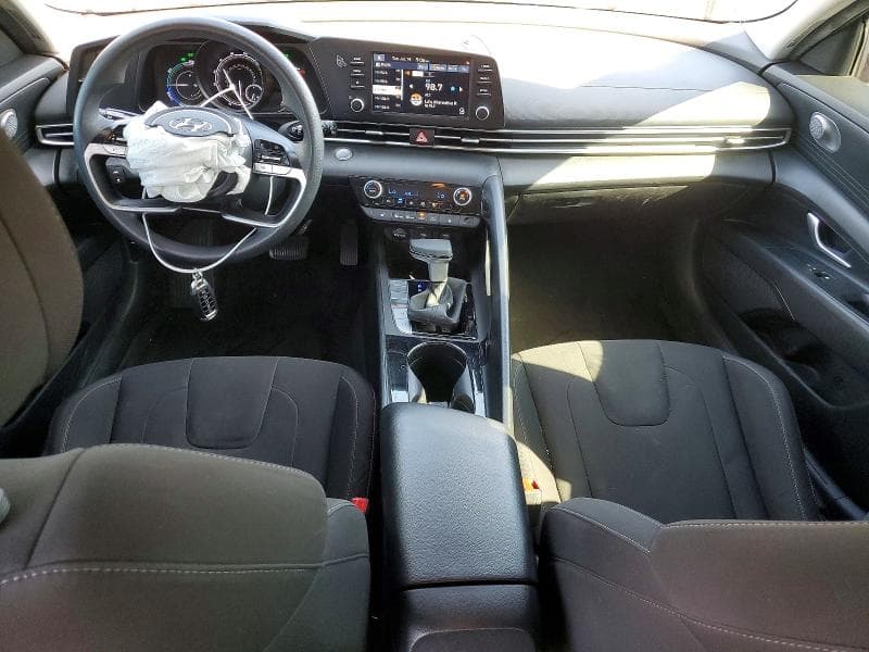 2022 HYUNDAI ELANTRA BLUE 8