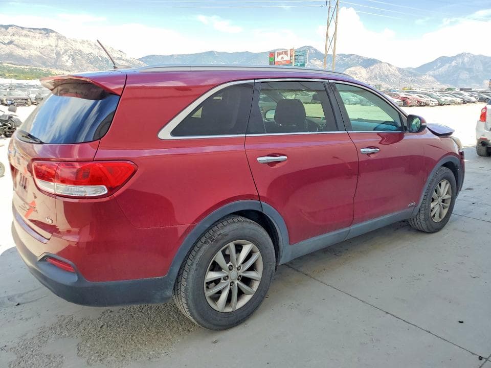 2017 KIA SORENTO LX V6 3