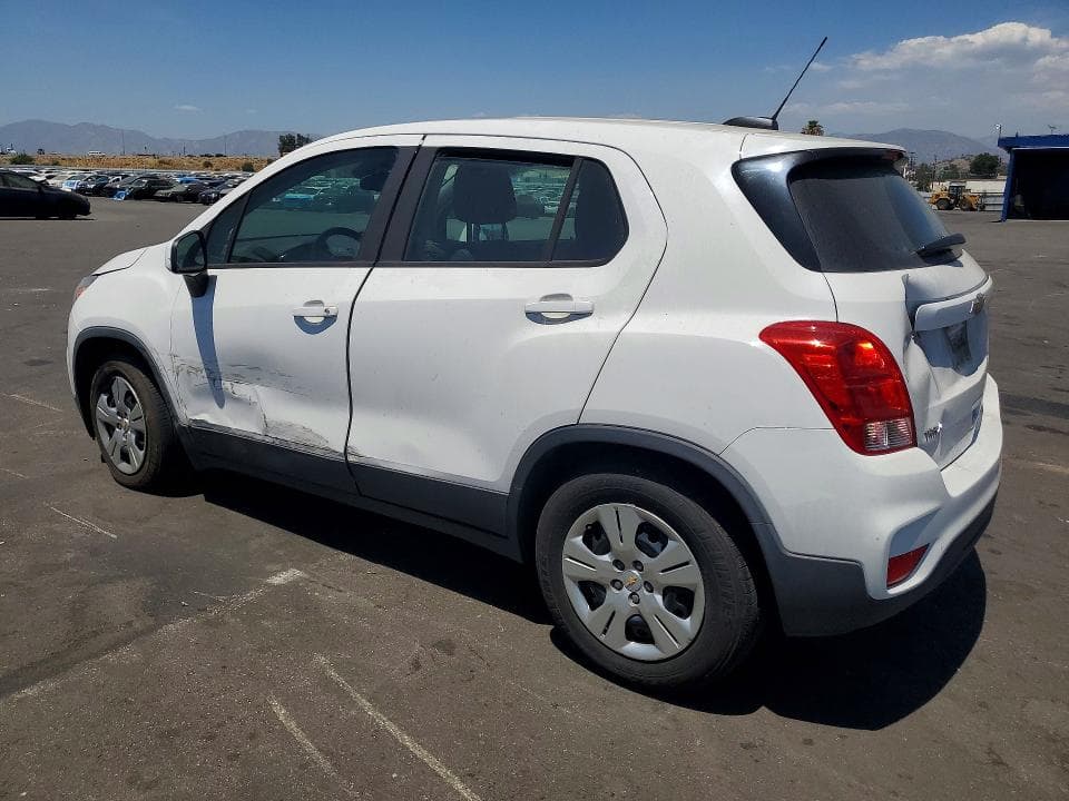 2017 CHEVROLET TRAX LS 2