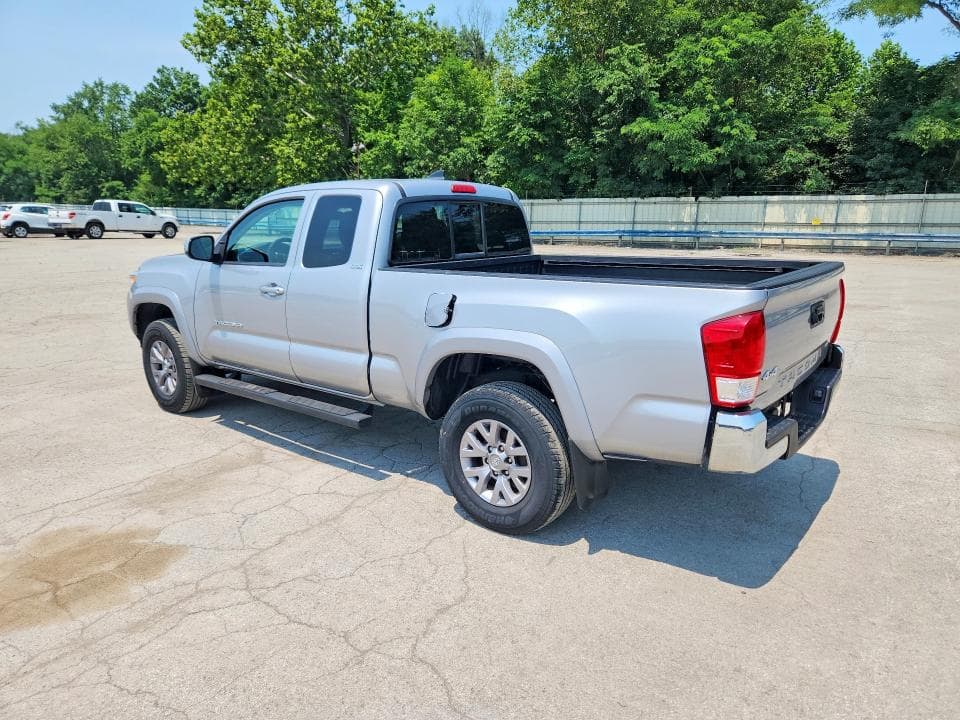 2017 TOYOTA TACOMA SR5 2