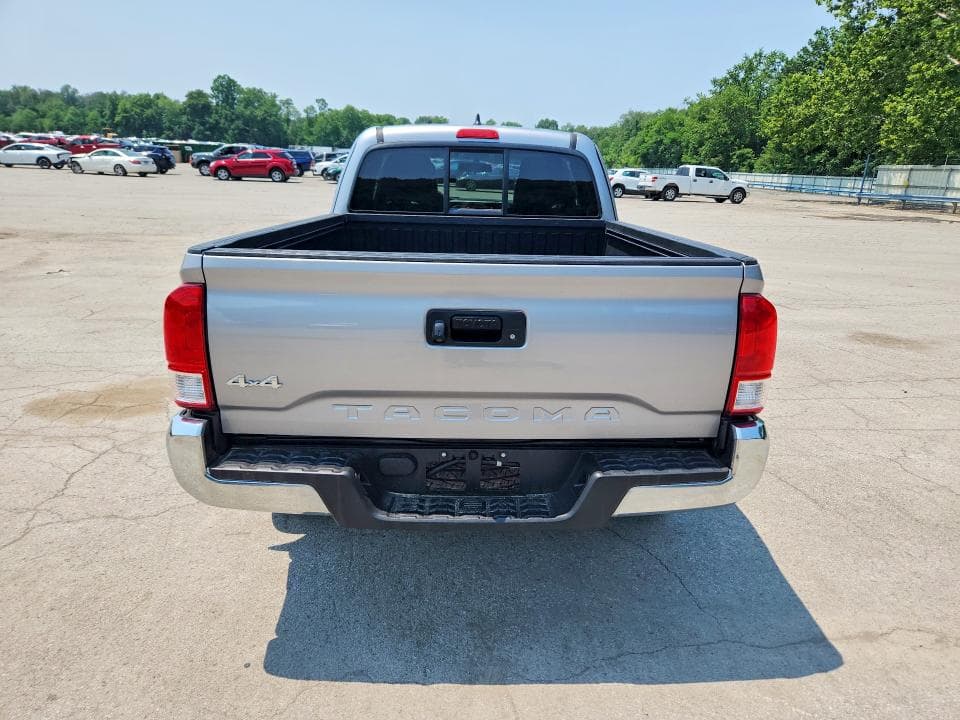 2017 TOYOTA TACOMA SR5 6