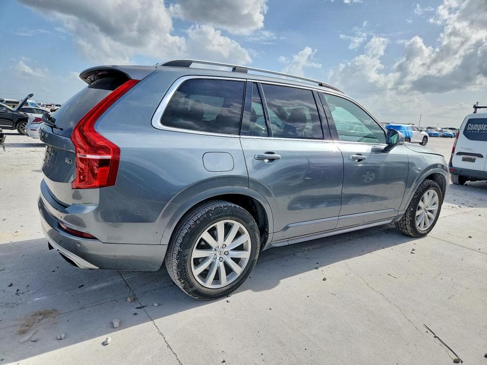 2018 VOLVO XC90 T6 T6 3