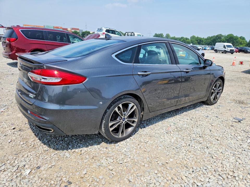 2019 FORD FUSION TITANIUM 3