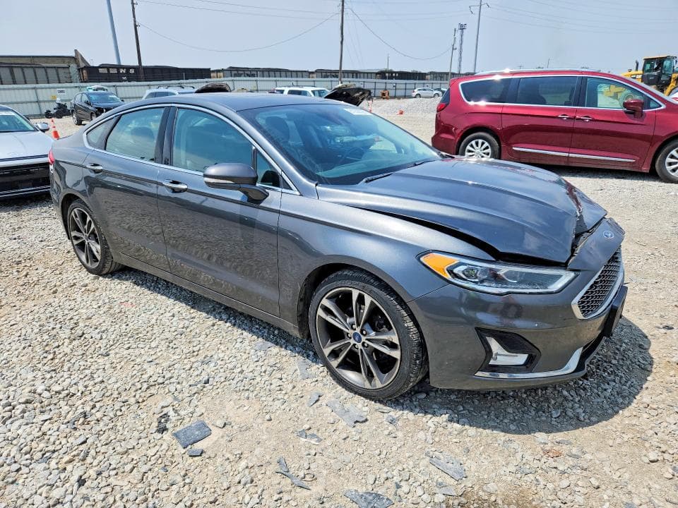 2019 FORD FUSION TITANIUM 4
