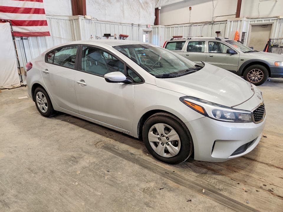 2017 KIA FORTE LX 4