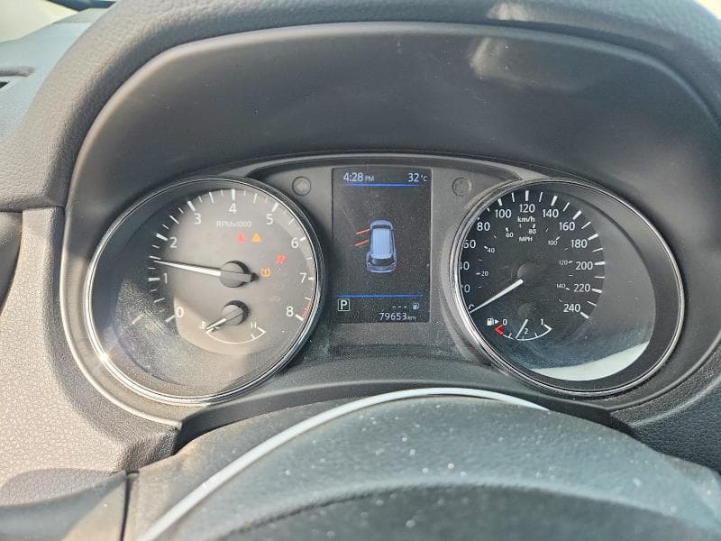 2019 NISSAN ROGUE S 9