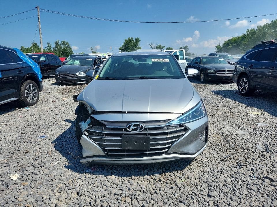 2020 HYUNDAI ELANTRA SEL 5