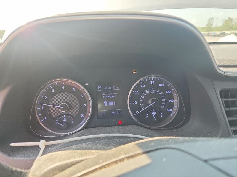 2020 HYUNDAI ELANTRA SEL 9