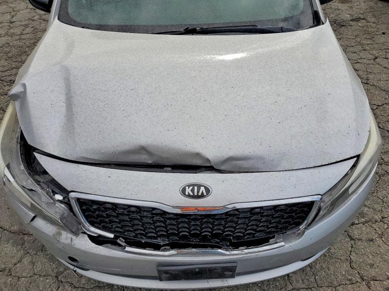 2017 KIA FORTE LX 11