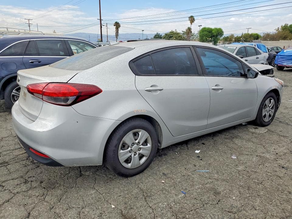 2017 KIA FORTE LX 3