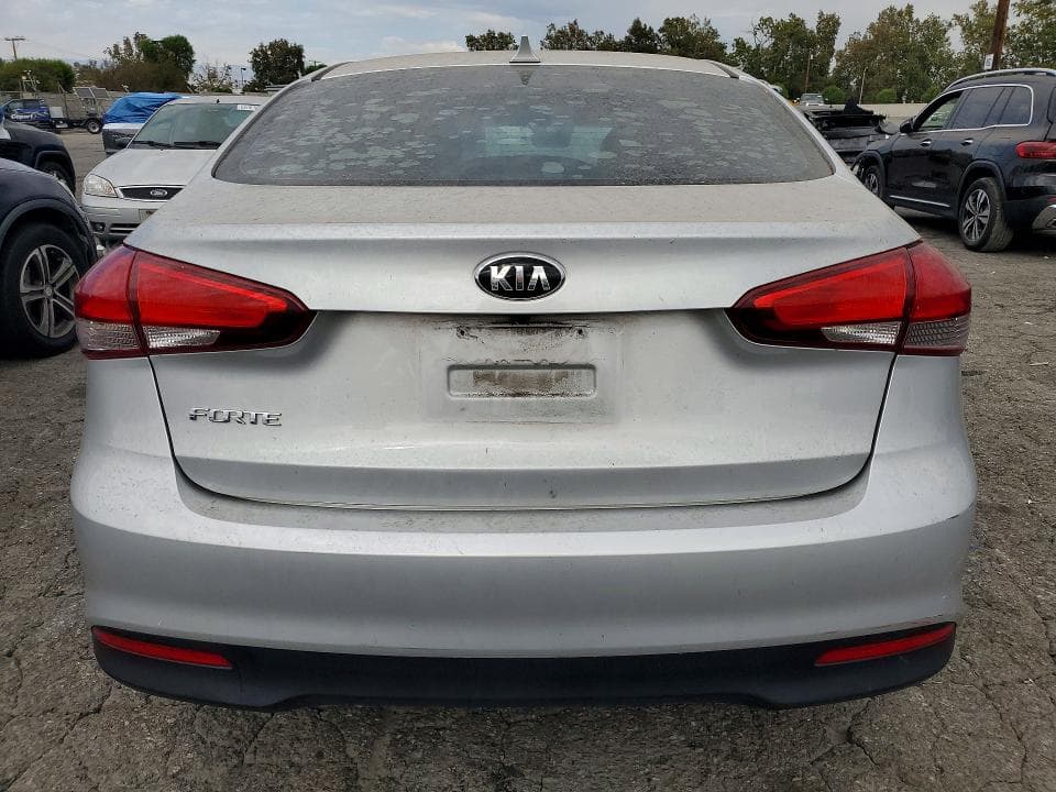 2017 KIA FORTE LX 6