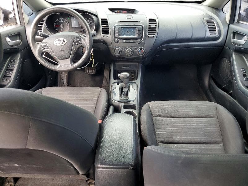 2017 KIA FORTE LX 8