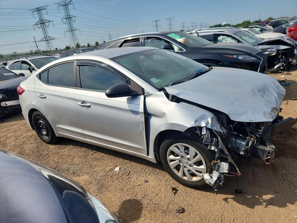 2017 HYUNDAI ELANTRA SE 4