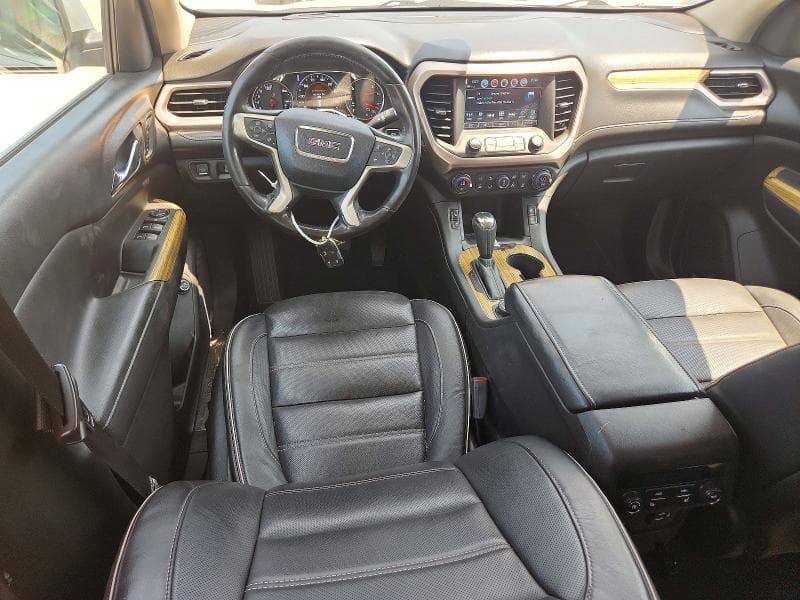 2018 GMC ACADIA DENALI 8