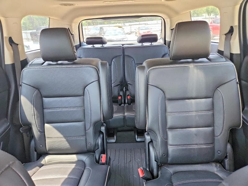 2018 GMC ACADIA DENALI 10