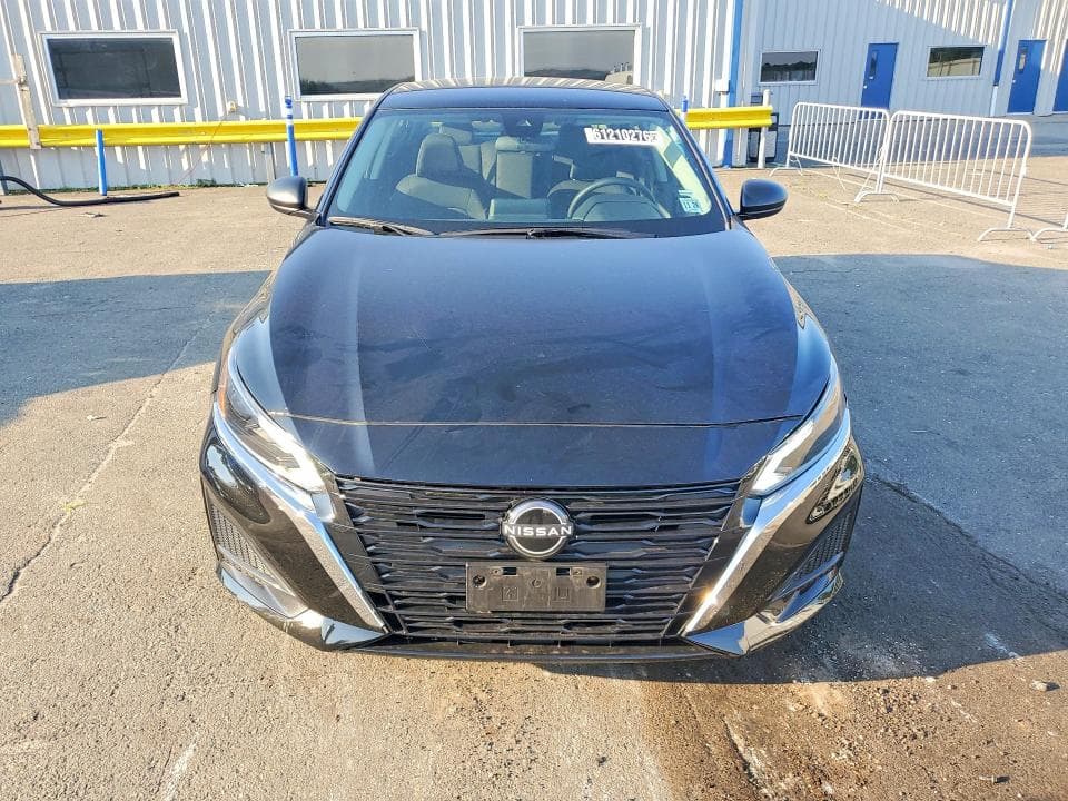 2024 NISSAN ALTIMA SV 5