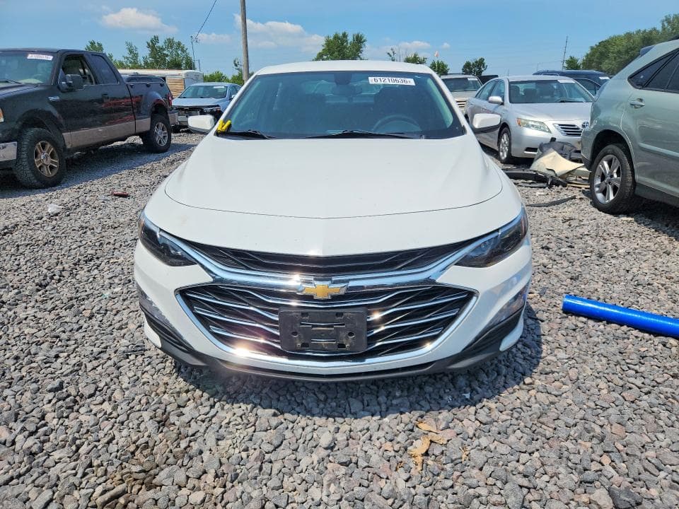 2019 CHEVROLET MALIBU LT LT 5