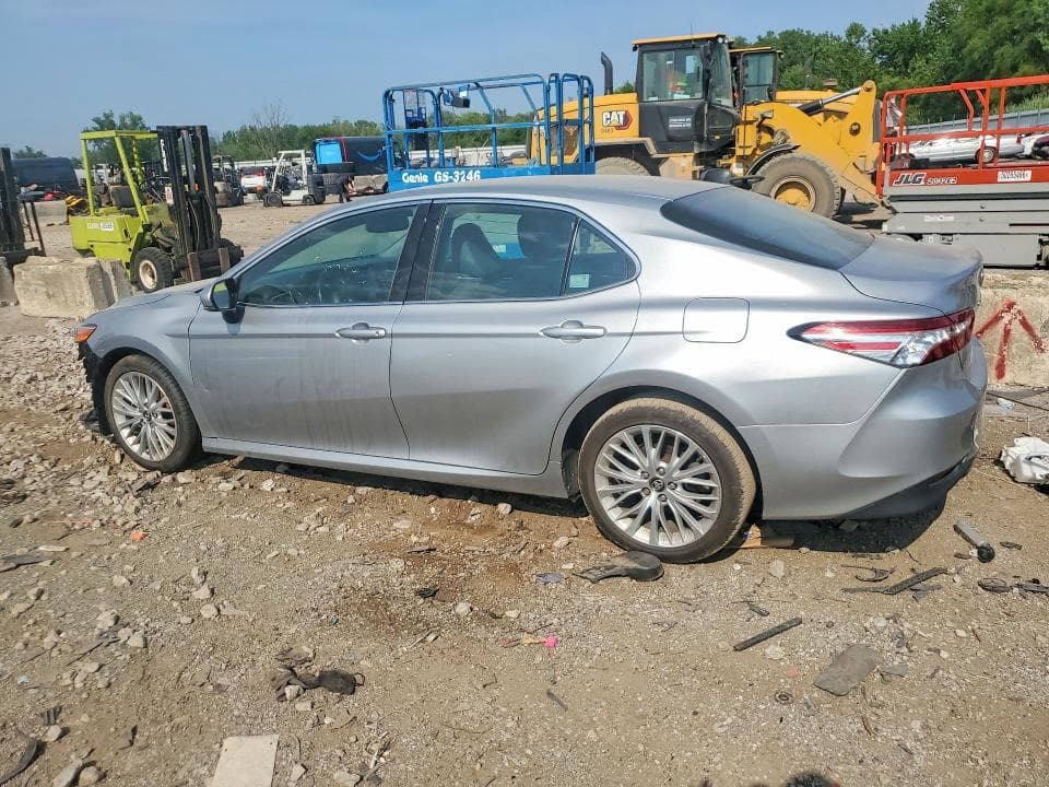 2018 TOYOTA CAMRY XLE XLE 2
