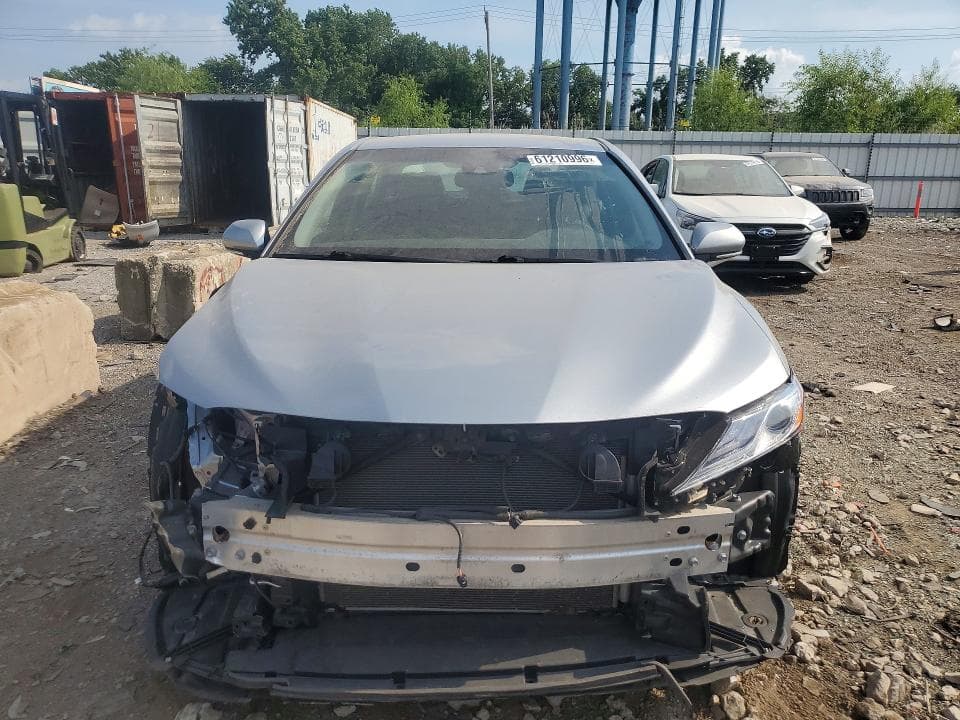 2018 TOYOTA CAMRY XLE XLE 5