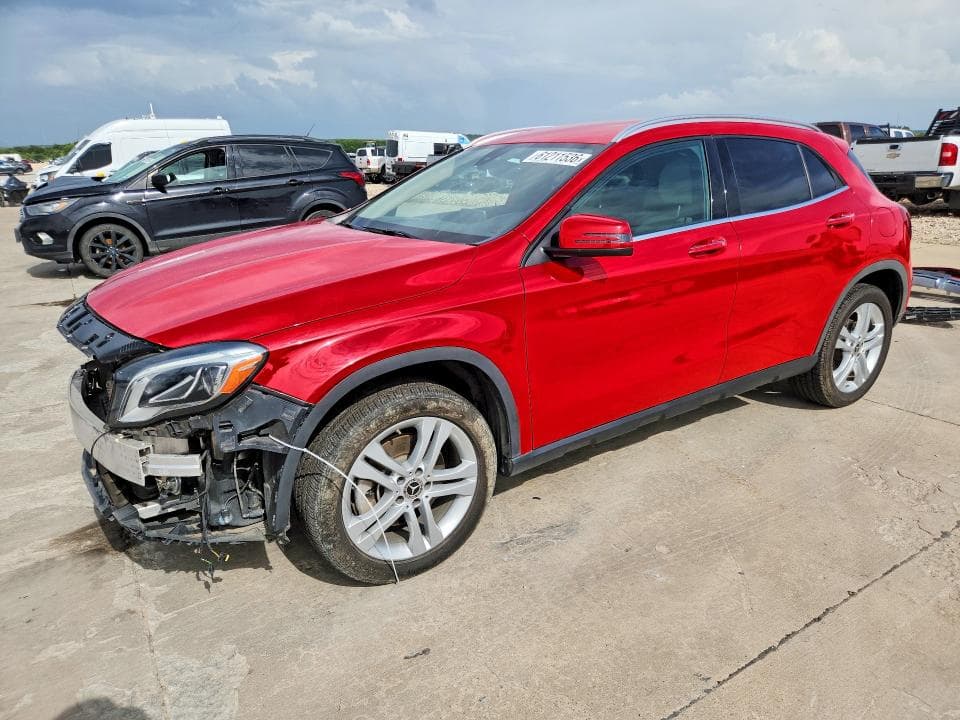 2019 MERCEDES-BENZ GLA 250 - 1