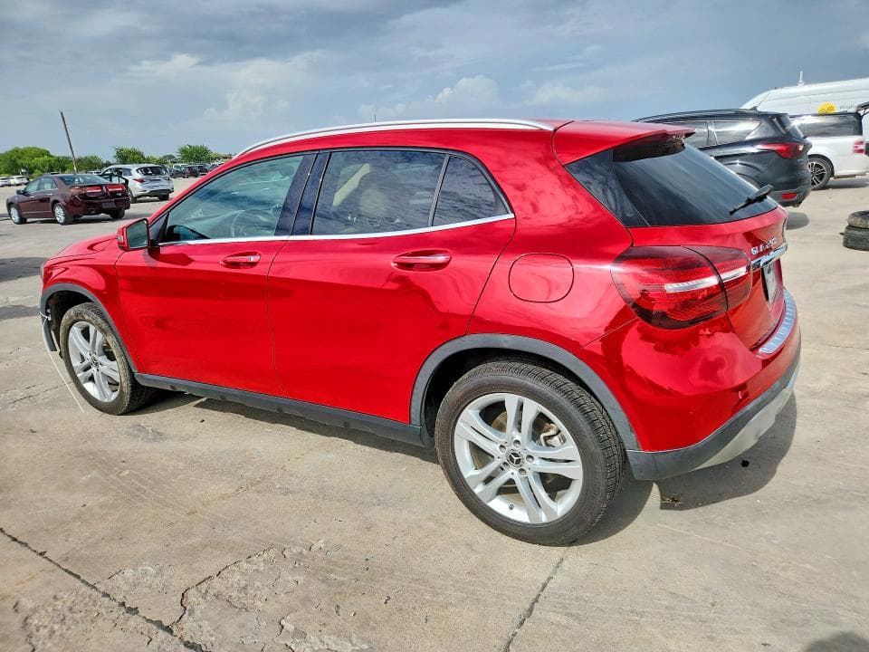 2019 MERCEDES-BENZ GLA 250 2