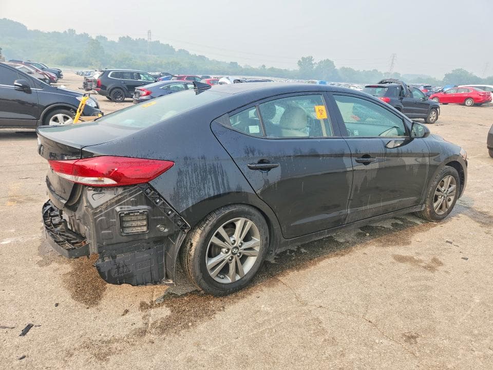 2017 HYUNDAI ELANTRA SE 3