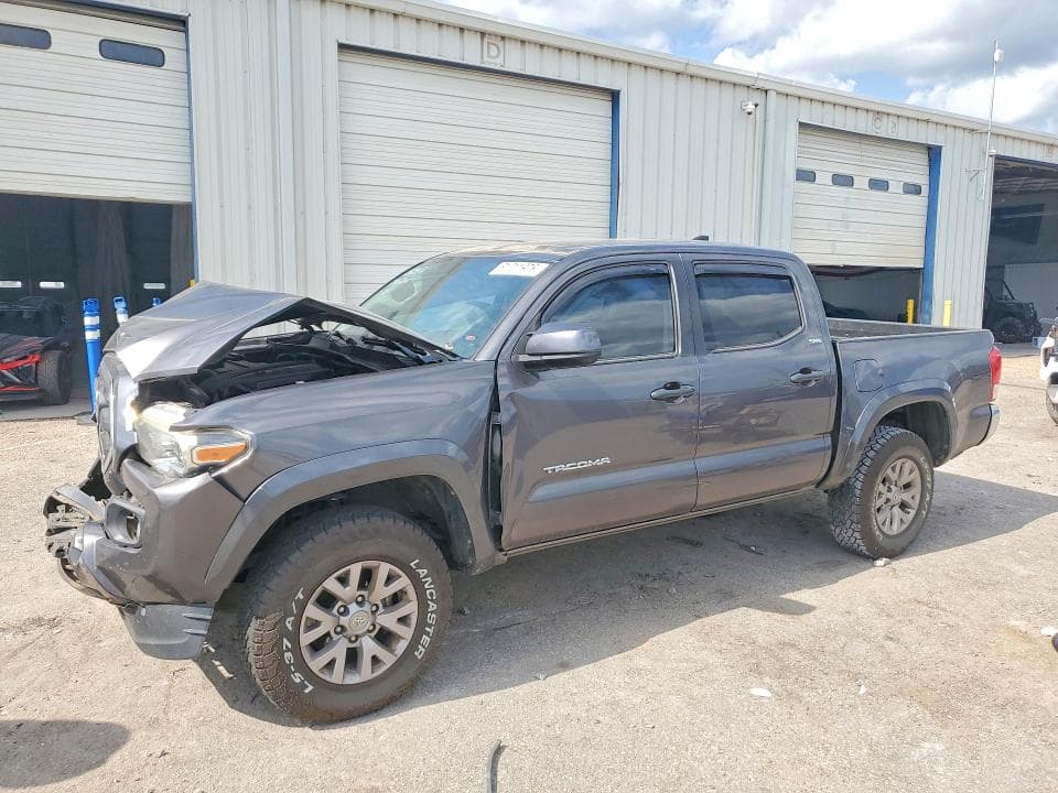 2017 TOYOTA TACOMA SR5 V6 - 1