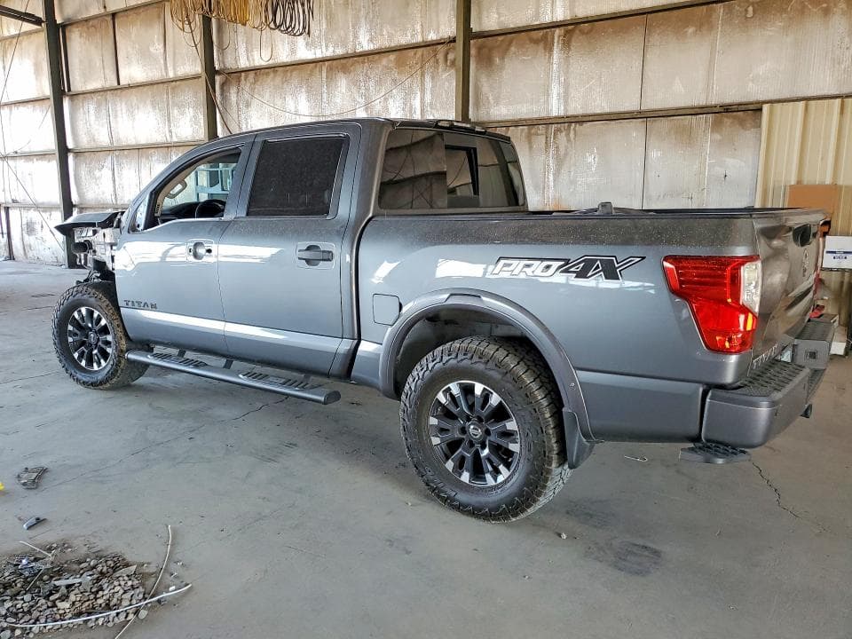2017 NISSAN TITAN PRO-4X 2