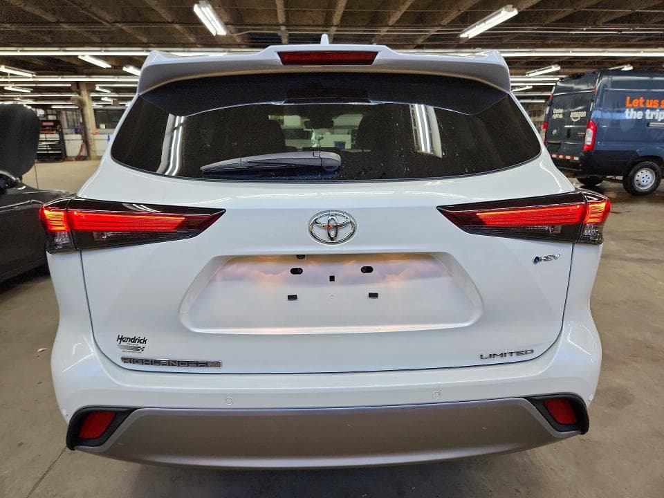 2025 TOYOTA HIGHLANDER HYBRID LIMITED 25TH EDITION LIMITED 25TH EDITION 6