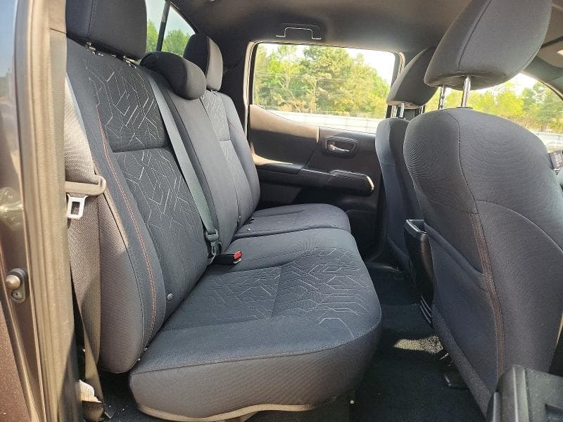 2018 TOYOTA TACOMA TRD SPORT 10