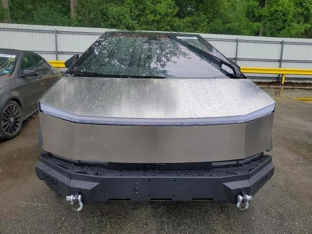 2024 TESLA CYBERTRUCK 5