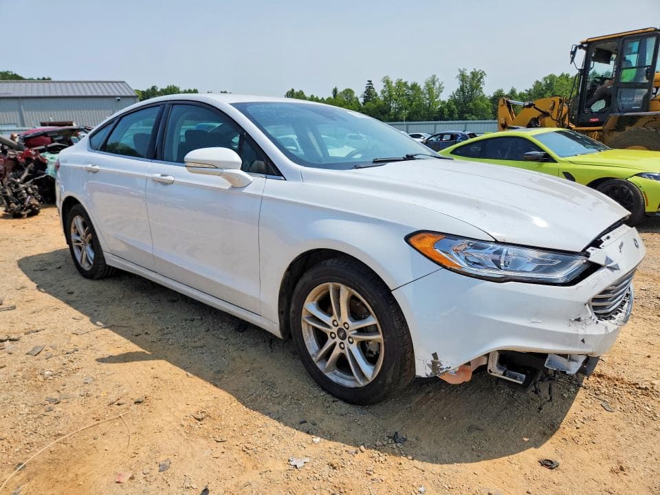 2018 FORD FUSION SE 4