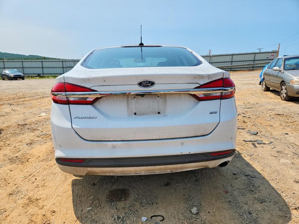 2018 FORD FUSION SE 6
