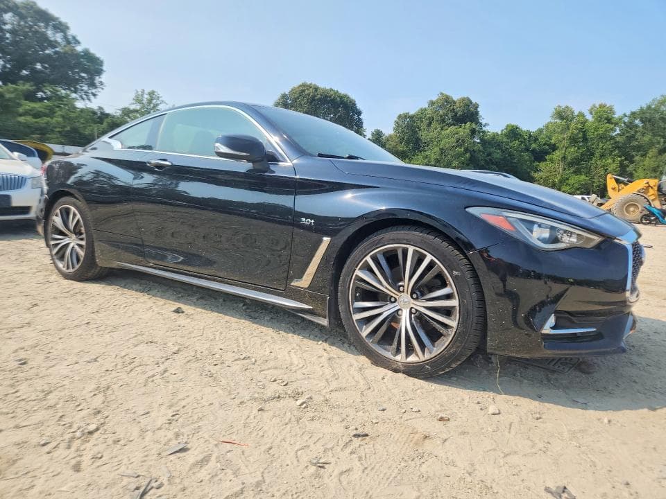 2018 INFINITI Q60 3.0T LUXE 4