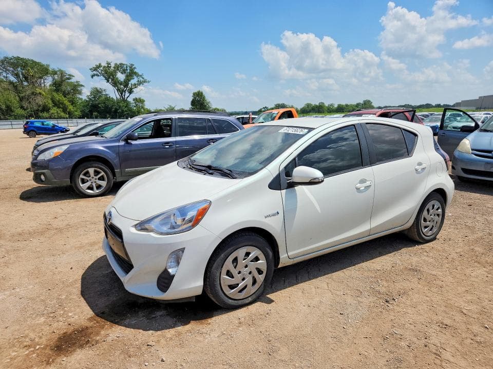 2016 TOYOTA PRIUS C TWO TWO - 1