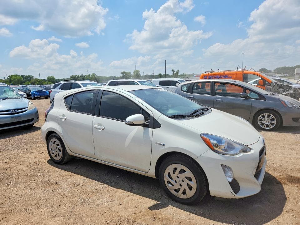 2016 TOYOTA PRIUS C TWO TWO 4