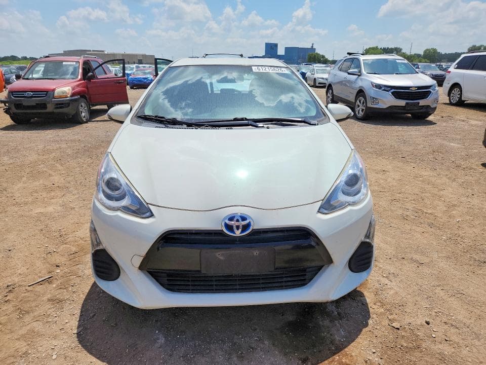 2016 TOYOTA PRIUS C TWO TWO 5