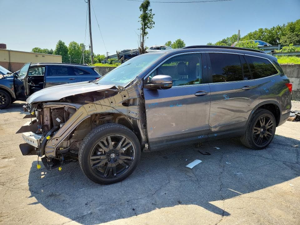 2022 HONDA PILOT SE - 1