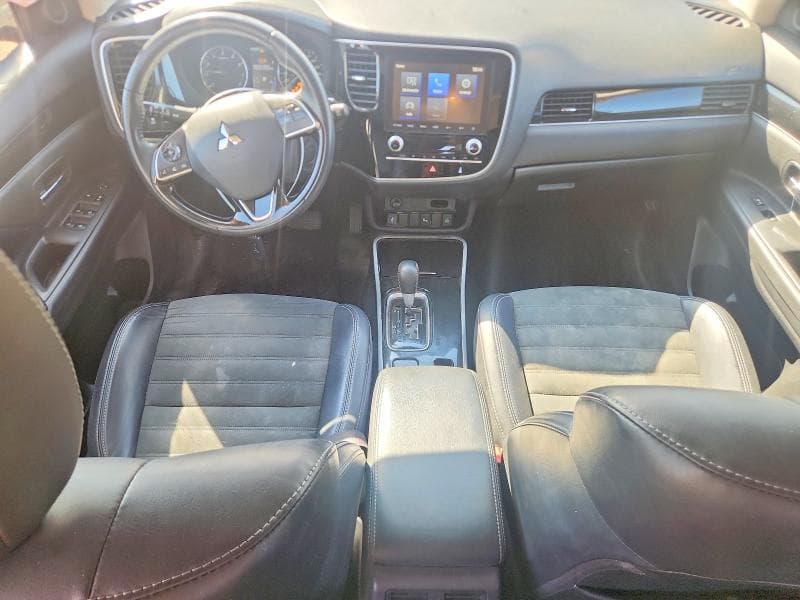 2020 MITSUBISHI OUTLANDER ES 8