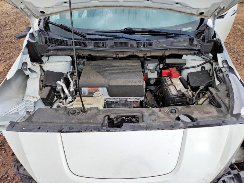 2021 NISSAN LEAF SV 11