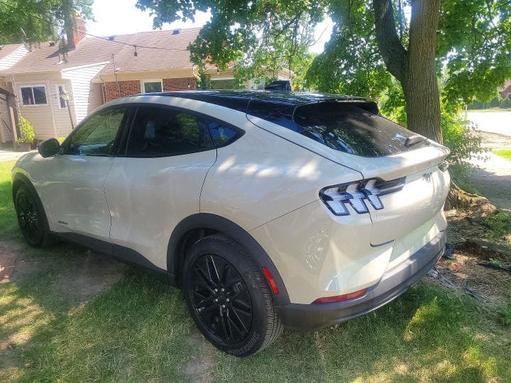 2025 FORD MUSTANG MACH-E SELECT SELECT 3