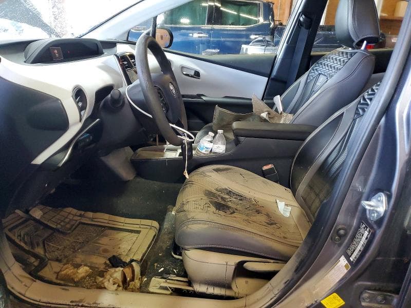 2020 TOYOTA PRIUS LE AWD-E 7