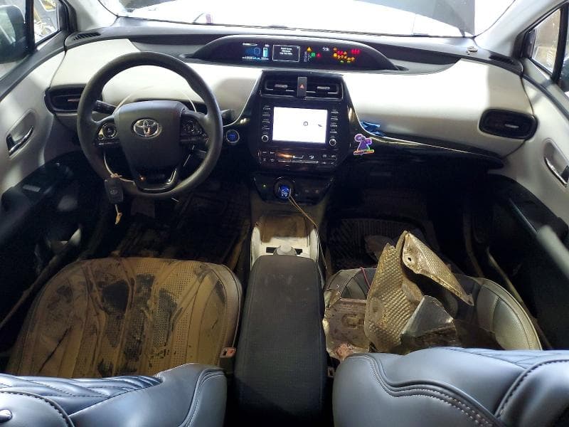 2020 TOYOTA PRIUS LE AWD-E 8