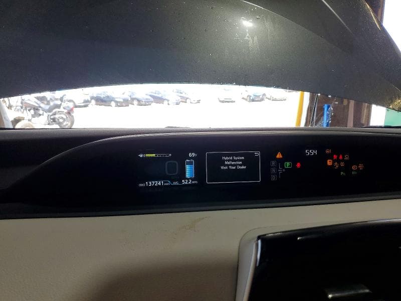 2020 TOYOTA PRIUS LE AWD-E 9